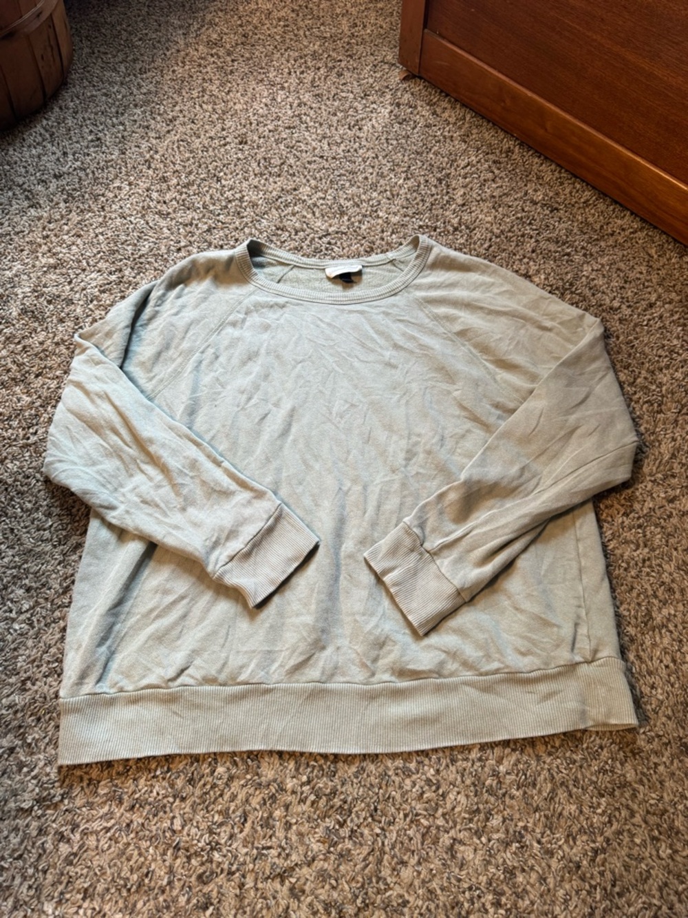 Universal Thread light Sage Green Crew Sweatshirt